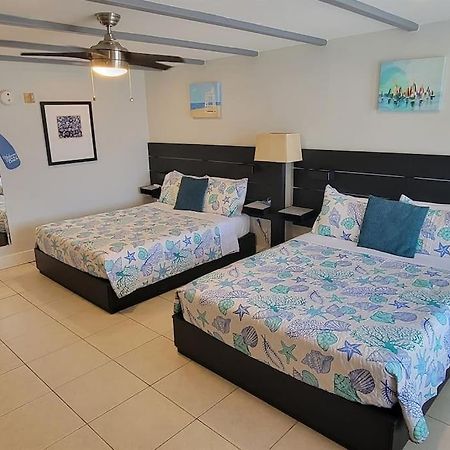 River Delight,Studio109, Beach & Pool Steps Away + Wifi 러스킨 외부 사진