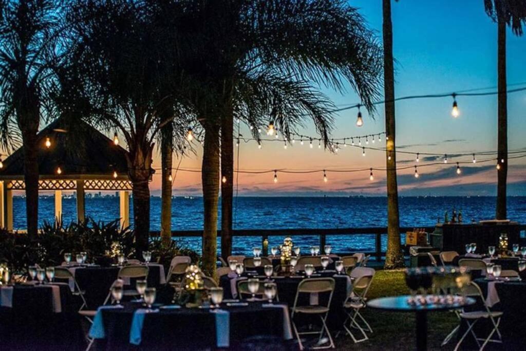 River Delight,Studio109, Beach & Pool Steps Away + Wifi 러스킨 외부 사진